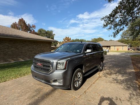 Used 2018 GMC Yukon SLT w/ Open Road Package image 17
