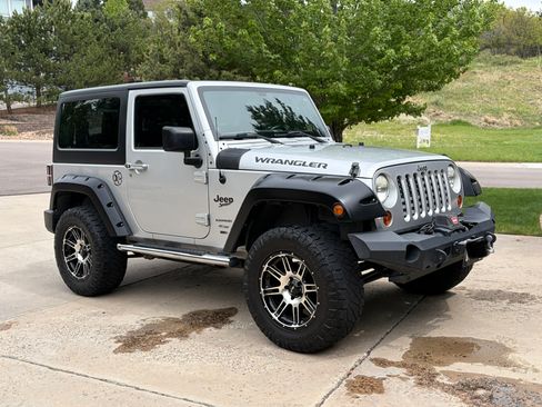 Used 2011 Jeep Wrangler Sport w/ Mopar Chrome Edition Group AWD/4WD image 10