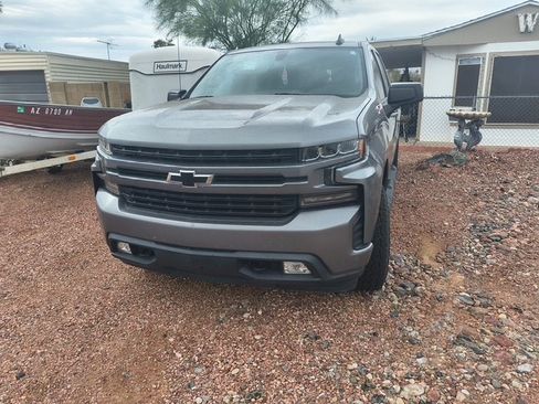 Used 2021 Chevrolet Silverado 1500 RST w/ Z71 Off-Road Package image 2