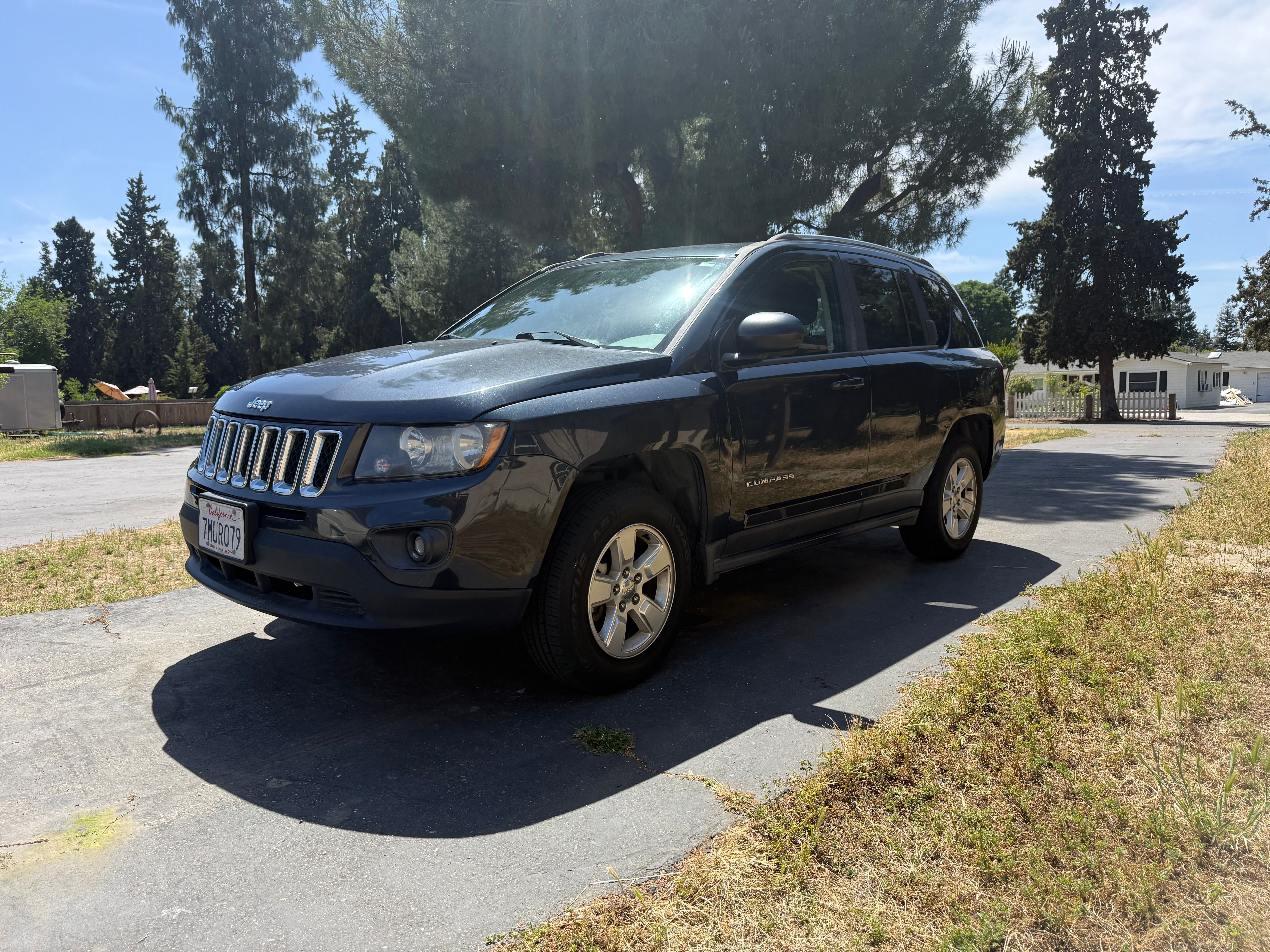 Used 2015 Jeep Compass Sport w/ Power Value Group FWD image 1