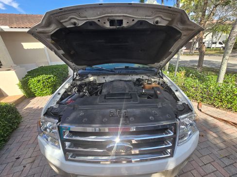 Used 2007 Ford Expedition EL Eddie Bauer image 12