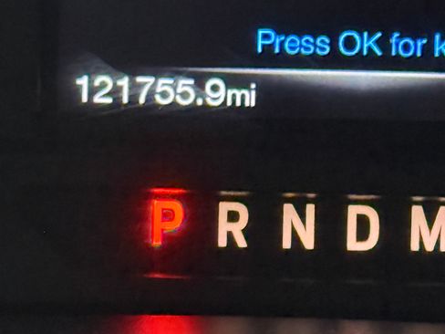 Used 2015 Ford F150 XLT w/ Equipment Group 302A Luxury image 30