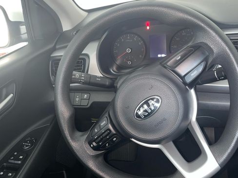 Used 2021 Kia Rio LX image 12