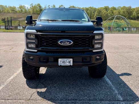 Used 2024 Ford F350 Lariat w/ Lariat Ultimate Package AWD/4WD image 8