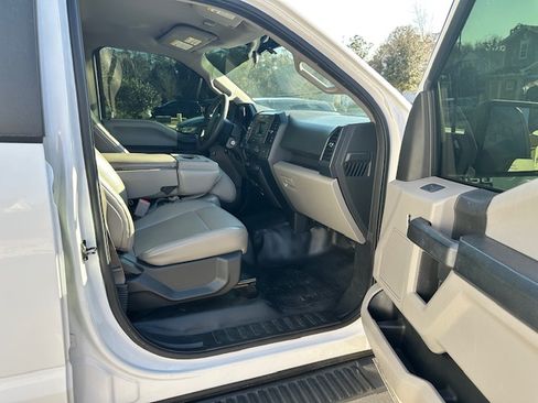 Used 2015 Ford F150 XL w/ Equipment Group 101A Mid image 9