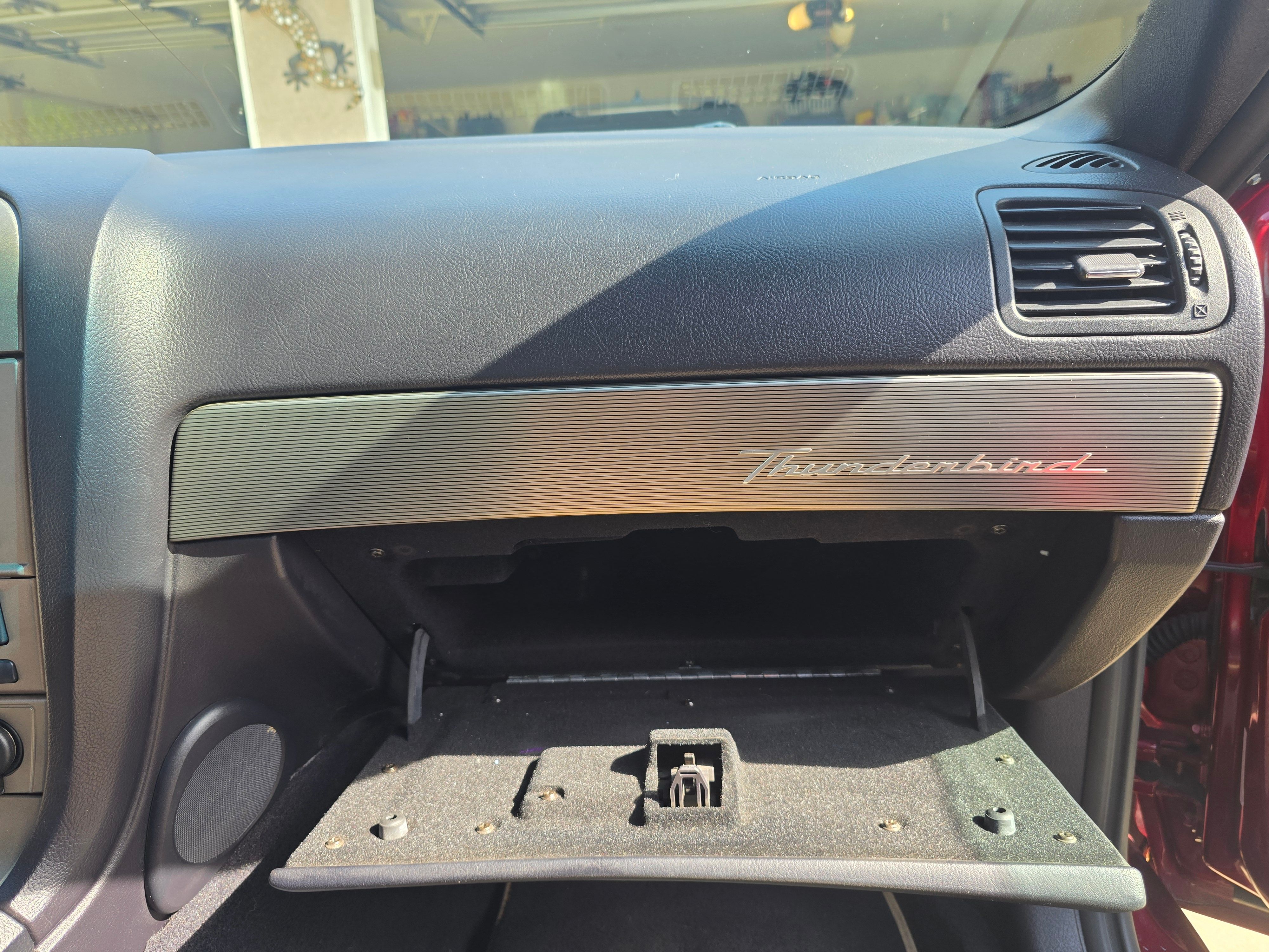 Used 2004 Ford Thunderbird RWD image 18