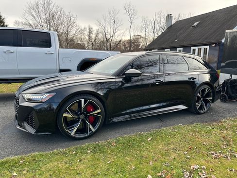 Used 2021 Audi RS 6 w/ Carbon Optic Package image 6