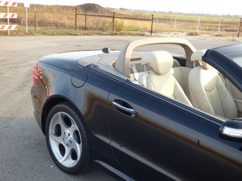 Used 2005 Mercedes-Benz SL 500 SL 500 Roadster 2D image 5