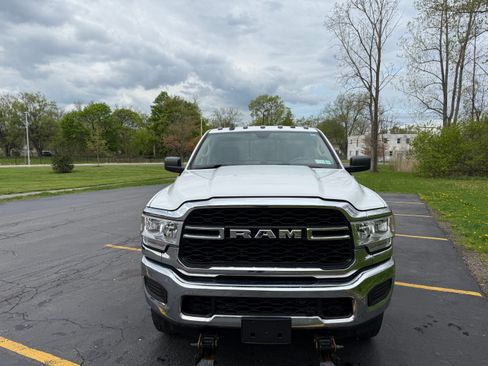 Used 2020 RAM 2500 Tradesman AWD/4WD image 2