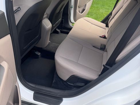 Used 2019 Hyundai Tucson Value AWD/4WD image 9
