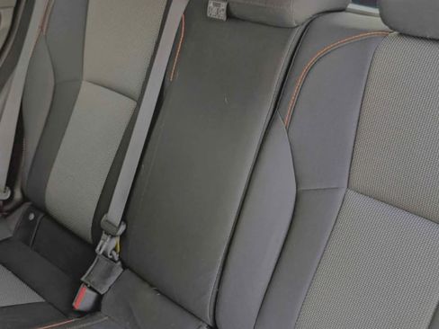 Used 2019 Subaru Crosstrek 2.0i Premium image 11