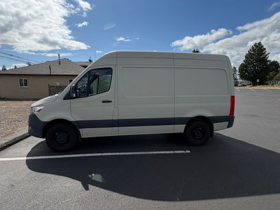 Used 2019 Freightliner Sprinter 144