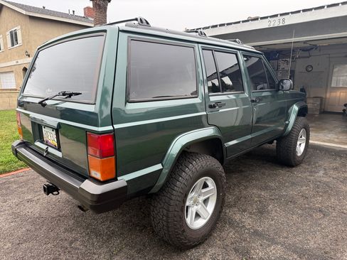 Used 1993 Jeep Cherokee Sport image 5