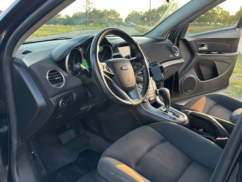 Used 2012 Chevrolet Cruze Eco image 6