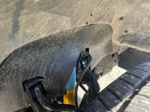 Used 1998 Chevrolet Silverado 1500 4x4 Extended Cab w/ Preferred Equipment Group 2 image 18