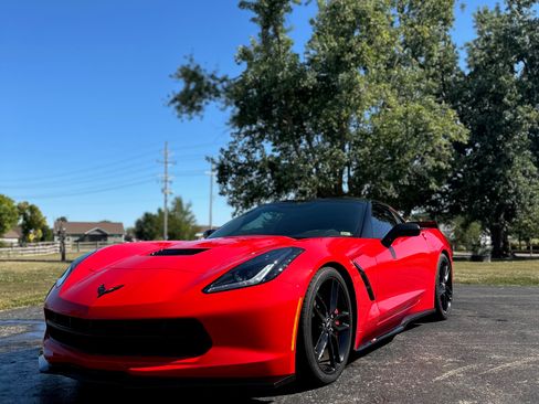 Used 2014 Chevrolet Corvette Stingray Coupe image 11