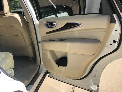 Used 2013 INFINITI JX35 35 Sport Utility 4D w/ Premium Pkg image 21