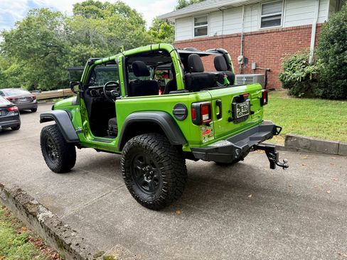 Used 2018 Jeep Wrangler Sport image 8
