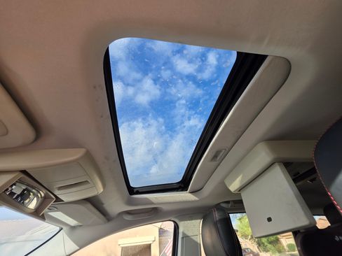 Used 2012 Dodge Journey R/T w/ Flexible Seating Group image 10