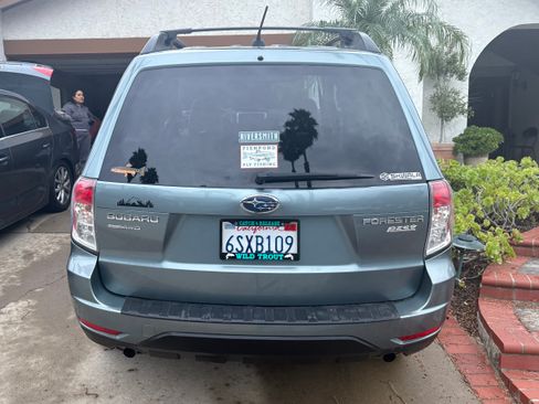 Used 2011 Subaru Forester 2.5X Premium w/ All-Weather Pkg image 6