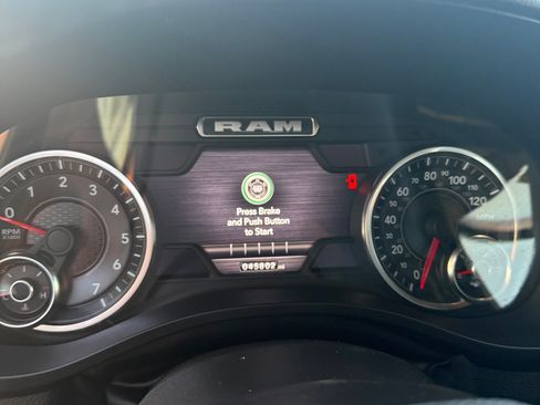 Used 2022 RAM 1500 Big Horn w/ Trailer Tow Group image 4