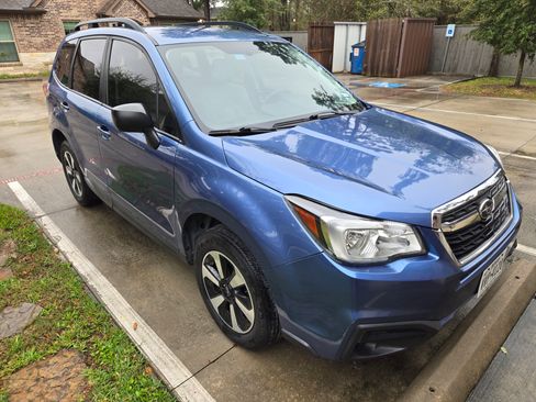 Used 2018 Subaru Forester 2.5i w/ Alloy Wheel Package image 4
