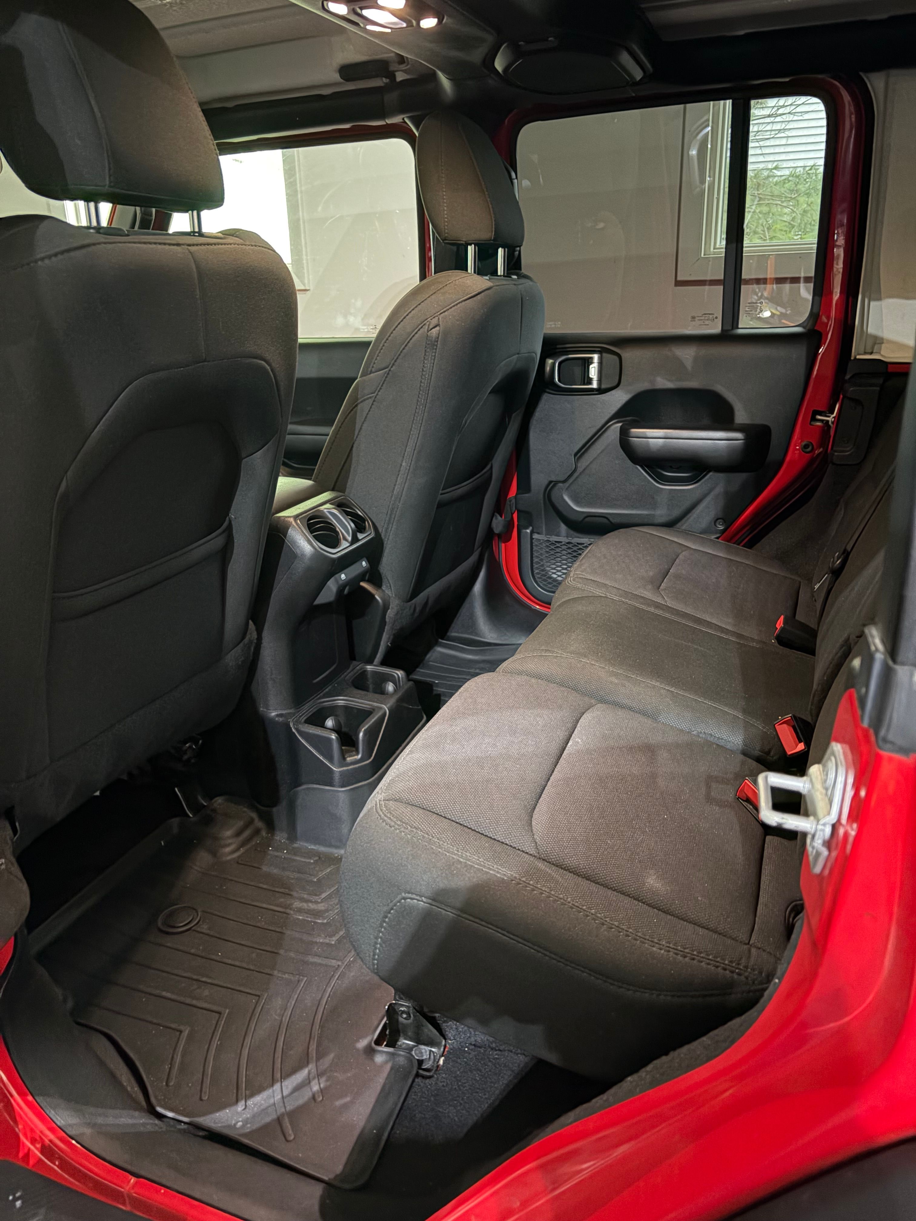 Used 2019 Jeep Wrangler Unlimited Sport S AWD/4WD image 6