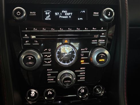 Used 2013 Aston Martin V8 Vantage S image 2