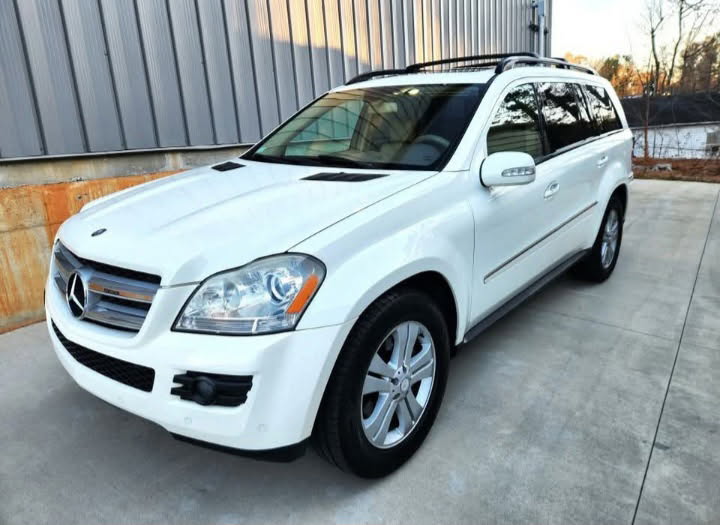 Used 2008 Mercedes-Benz GL 450 4MATIC image 1