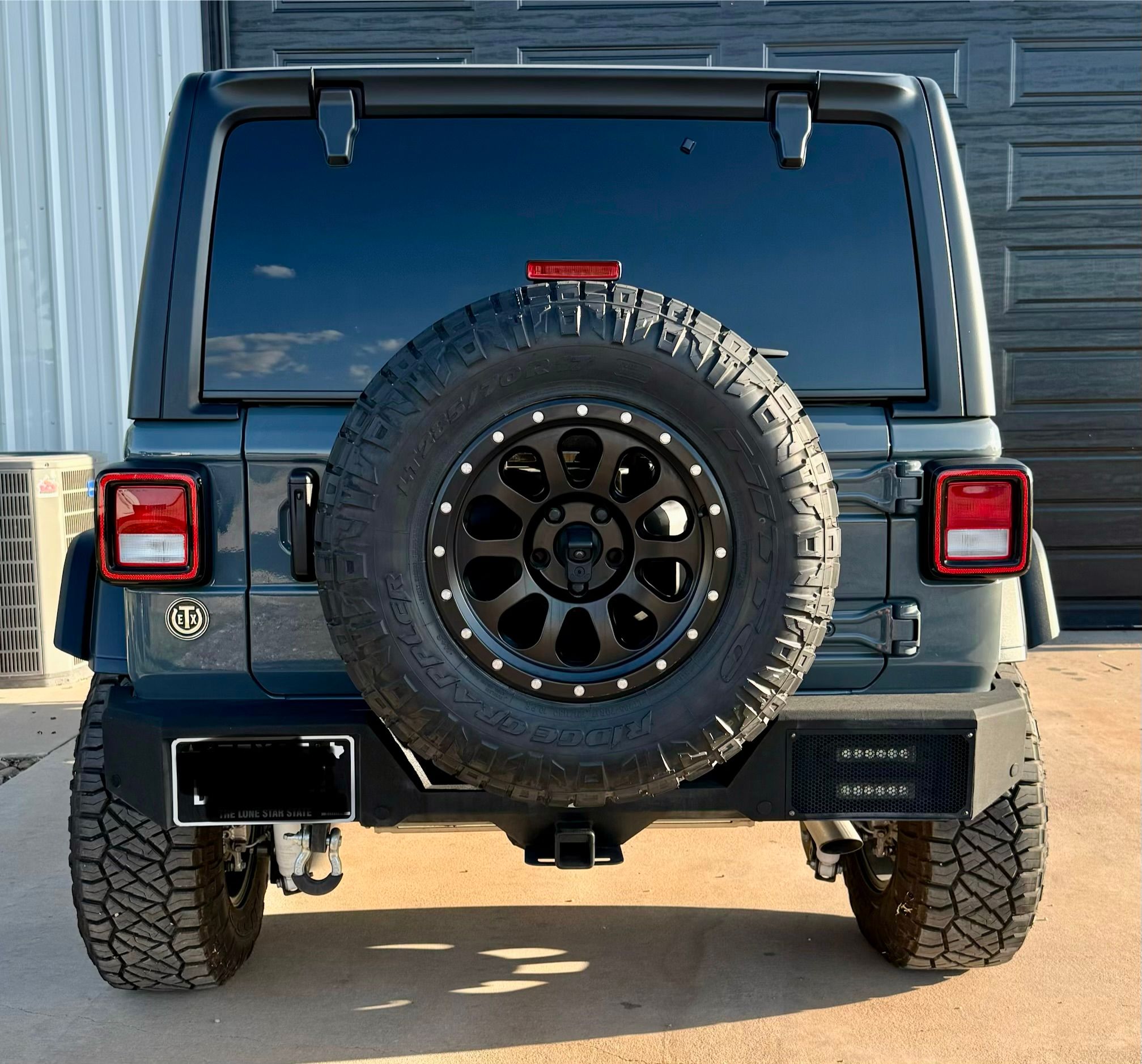Used 2024 Jeep Wrangler Sport AWD/4WD image 2