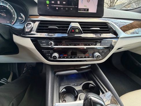 Used 2017 BMW 540i image 12