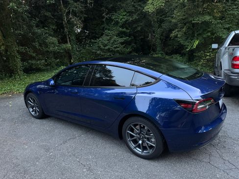 Used 2023 Tesla Model 3 Long Range image 11