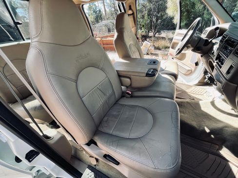 Used 1999 Ford F350 4x4 Crew Cab DRW Super Duty image 8