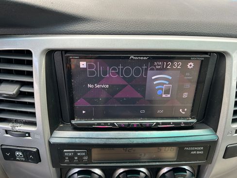 Used 2008 Toyota 4Runner Limited image 12