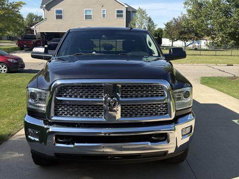 Used 2014 RAM 2500 Laramie AWD/4WD image 12