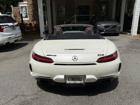 Used 2018 Mercedes-Benz AMG GT C image 21