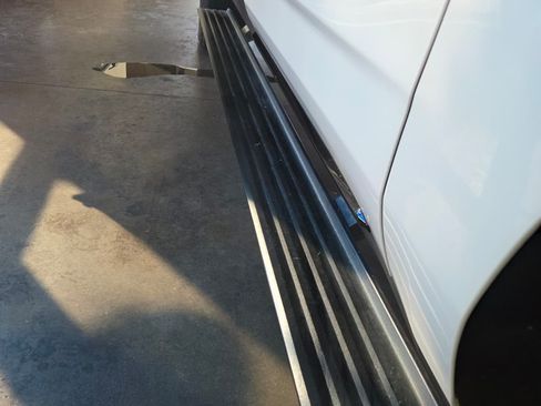 Used 2023 Cadillac Escalade ESV Sport w/ LPO, ONYX Package image 26