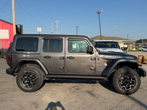 Used 2021 Jeep Wrangler Unlimited Rubicon 4xe w/ Cold Weather Group AWD/4WD image 5