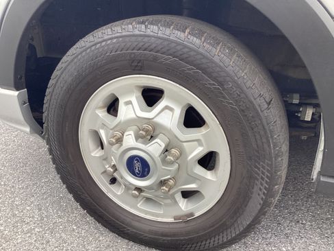 Used 2023 Ford Transit 350 XLT image 20