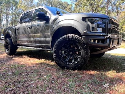 Used 2019 Ford F150 Raptor w/ Equipment Group 801A Mid