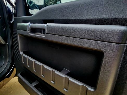 Used 2008 Ford F350 FX4 image 19