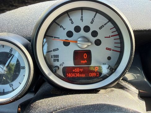 Used 2010 MINI Cooper S FWD image 9