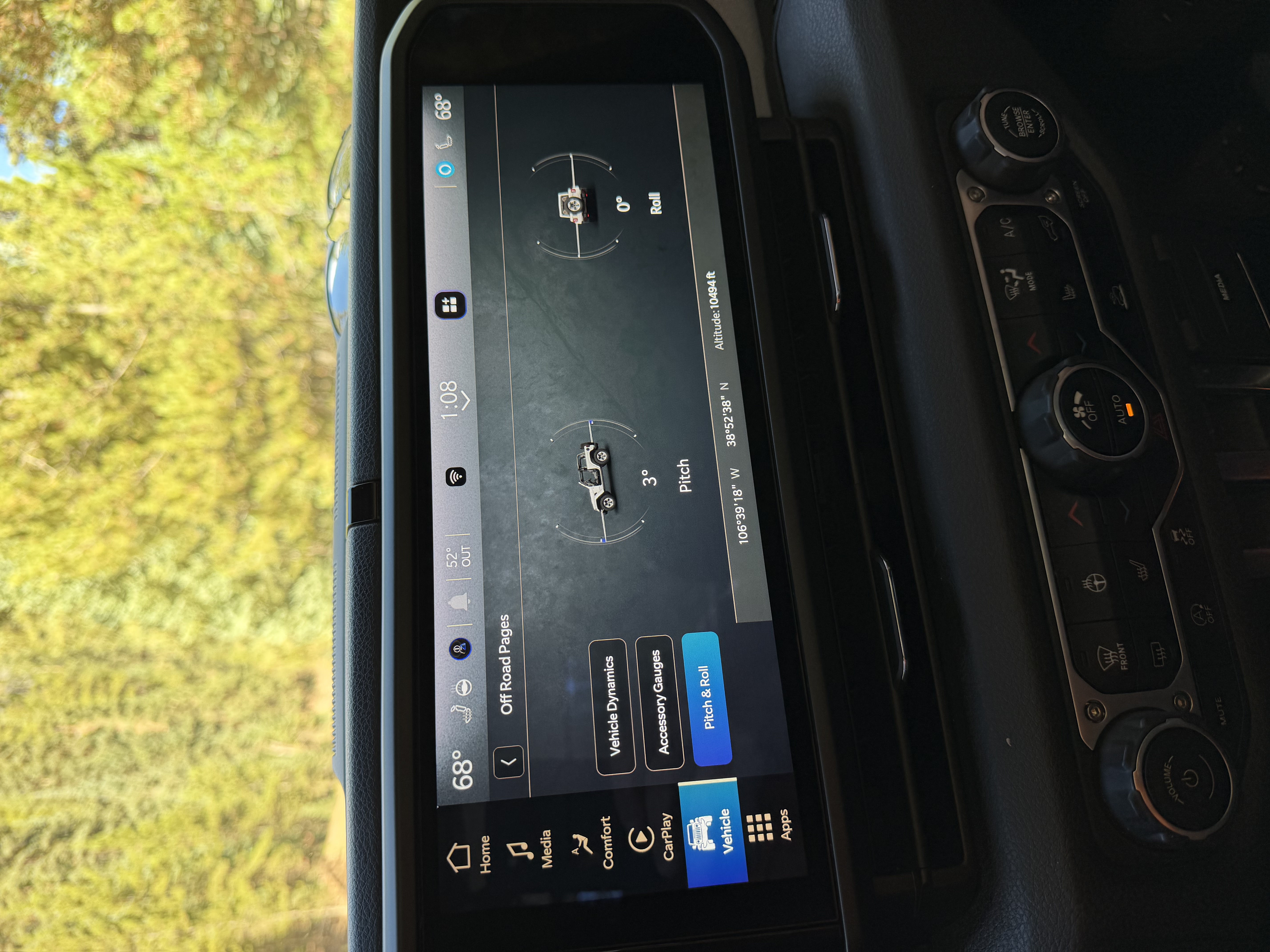 Used 2024 Jeep Wrangler Sport AWD/4WD image 13