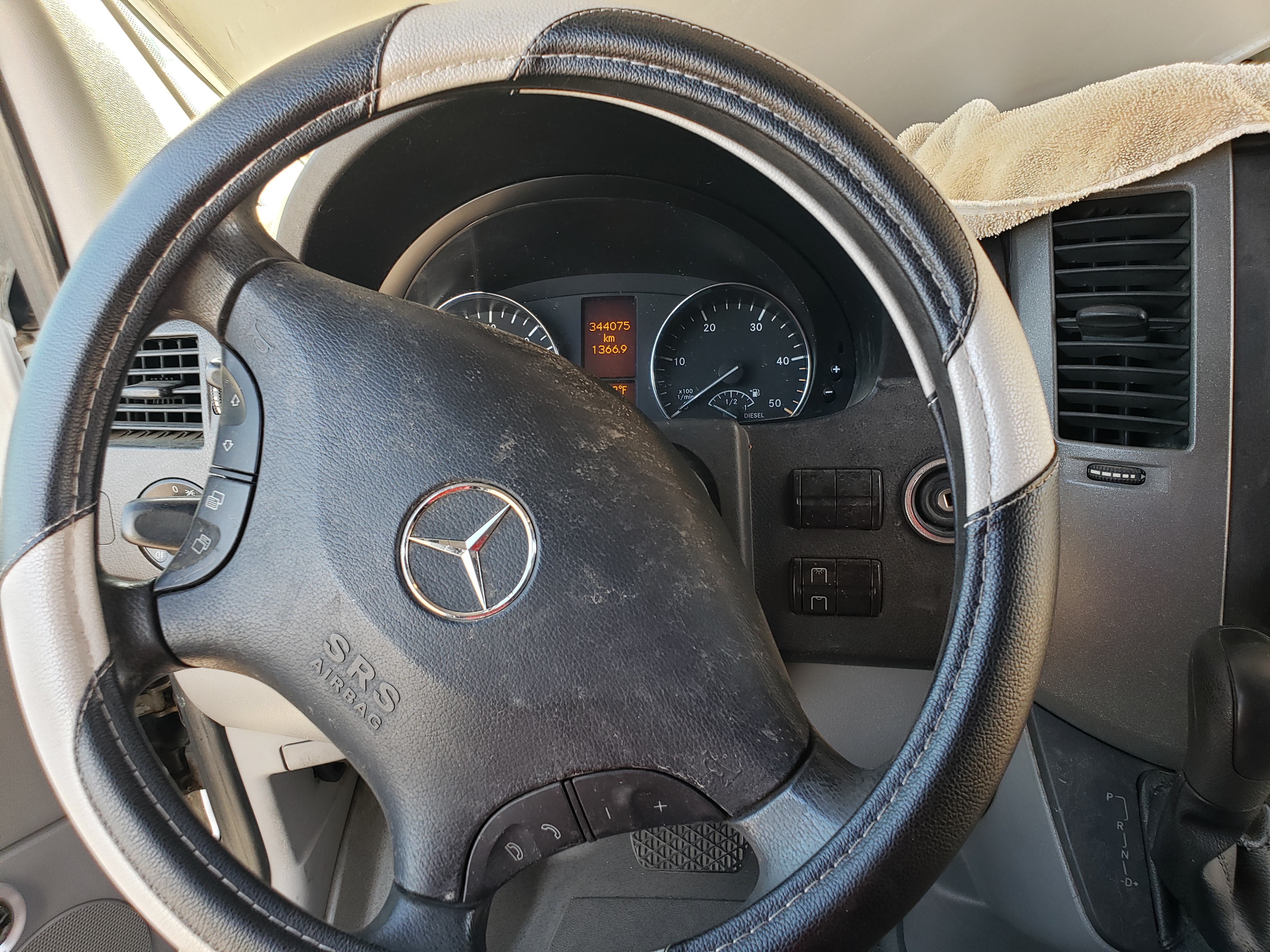 Used 2012 Mercedes-Benz Sprinter 2500 image 9