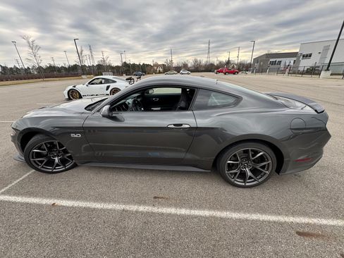 Used 2019 Ford Mustang GT w/ Performance Package - Level 2 image 5