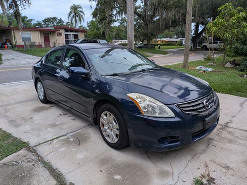 Used 2012 Nissan Altima 2.5 S FWD image 1