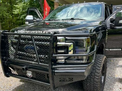 Used 2020 Ford F250 Lariat AWD/4WD image 2