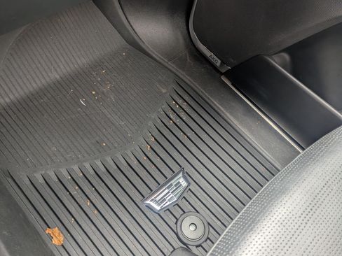 Used 2022 Cadillac Escalade Premium Luxury image 22