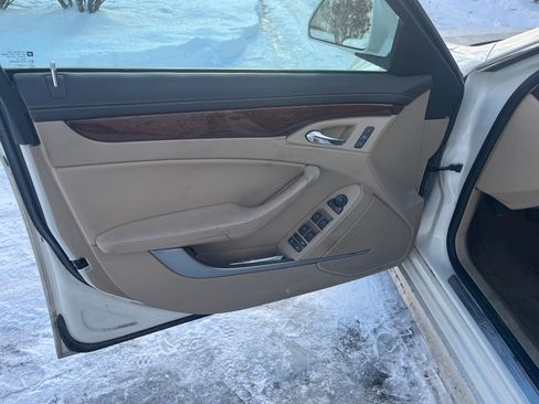 Used 2011 Cadillac CTS Luxury image 10