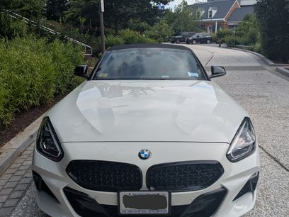 Used 2022 BMW Z4 M40i w/ Premium Package